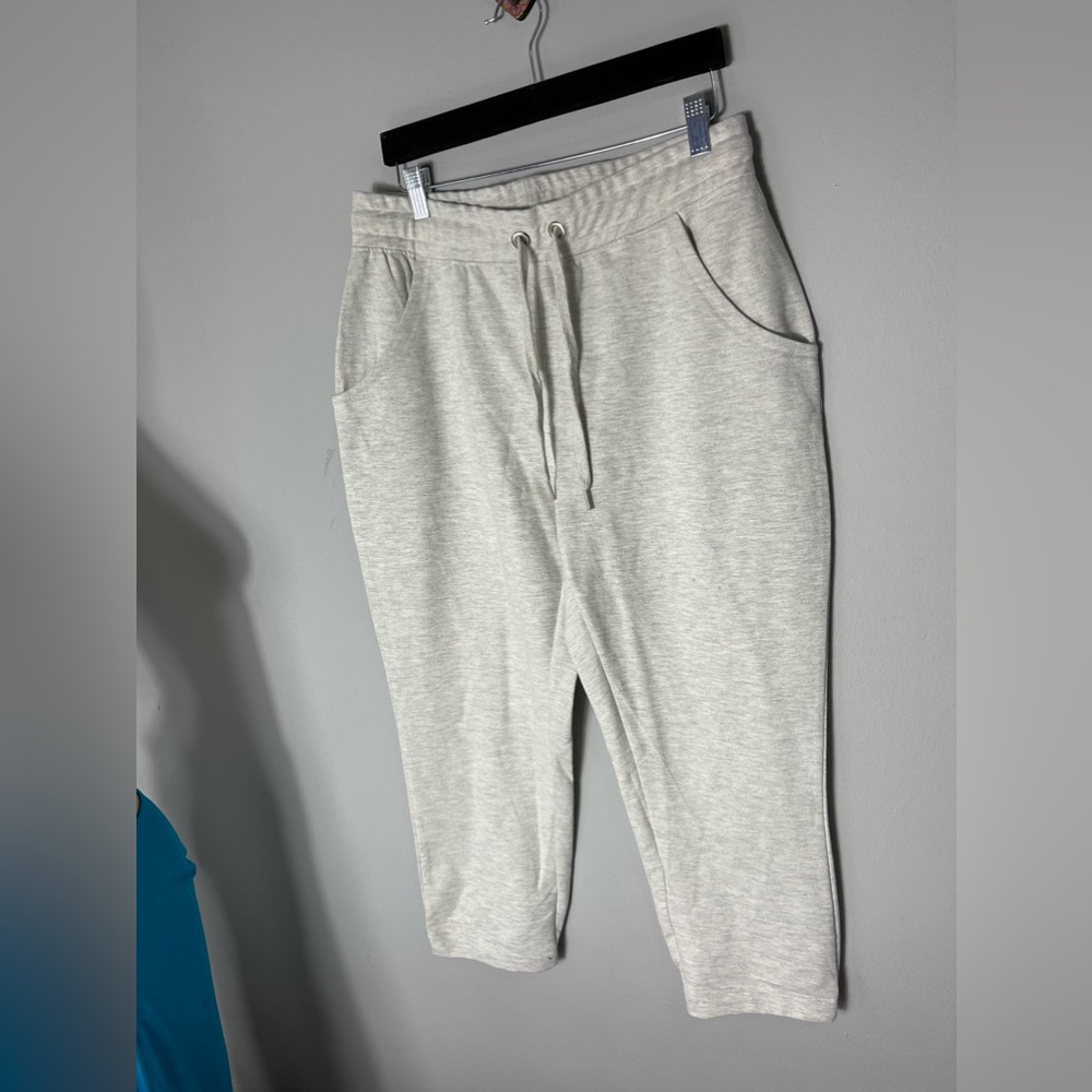 Nwot R8 activewear pants
